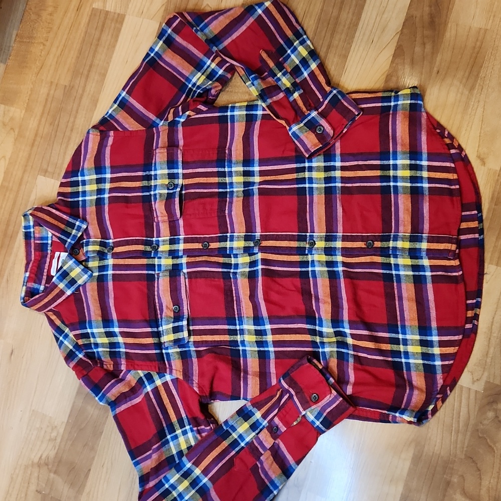 2 flannel shirts - Picture 3 of 12
